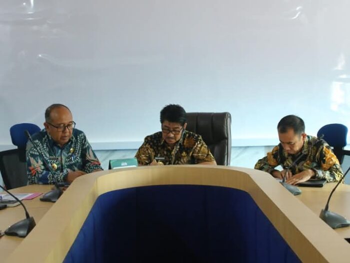 BUPATI LAMPUNG UTARA PIMPIN RAPAT PERSIAPAN KUNJUNGAN GUBERNUR LAMPUNG DALAM SAFARI RAMADHAN 2025