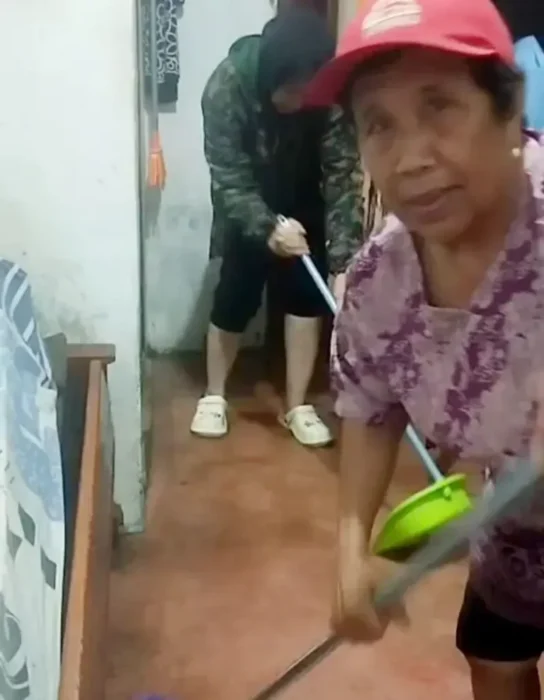 Camat Labuhan Ratu Turun Tangan, Terima Aduan Masyarakat Minta Solusi Tangani Banjir