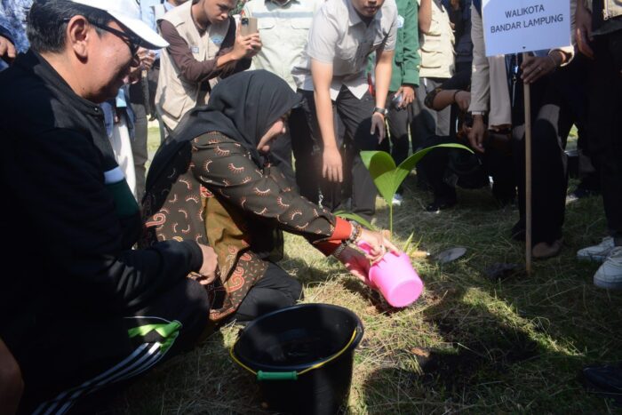 Pemkot Canangkan Program Biopori dan Penanaman Pohon di Hari Konservasi Alam