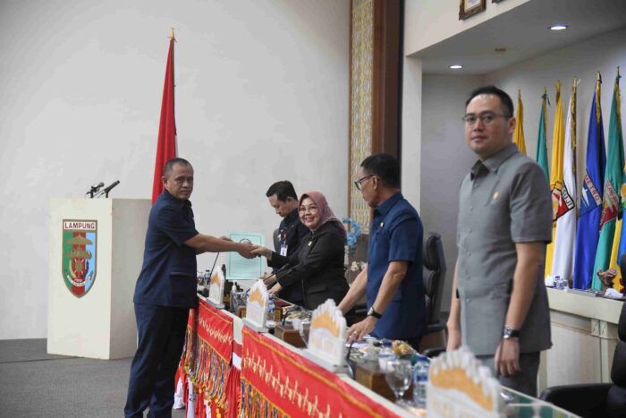 Paripurna DPRD Lampung Bahas 6 Raperda Baru